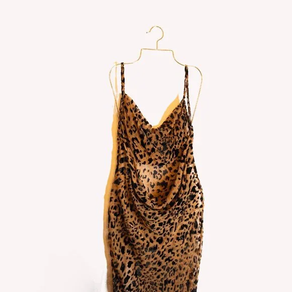 Leopard Backless Maxi Dress - Picture 4 of 5